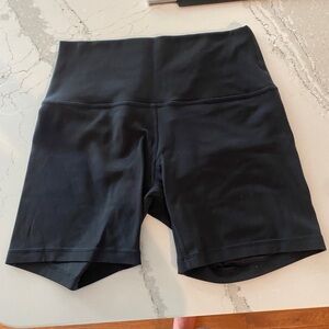 lululemon align shorts 6”